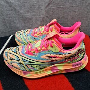 Size 10 Noosa Tri 15 1012B429 Women's Pink Multi-Color Running Shoes